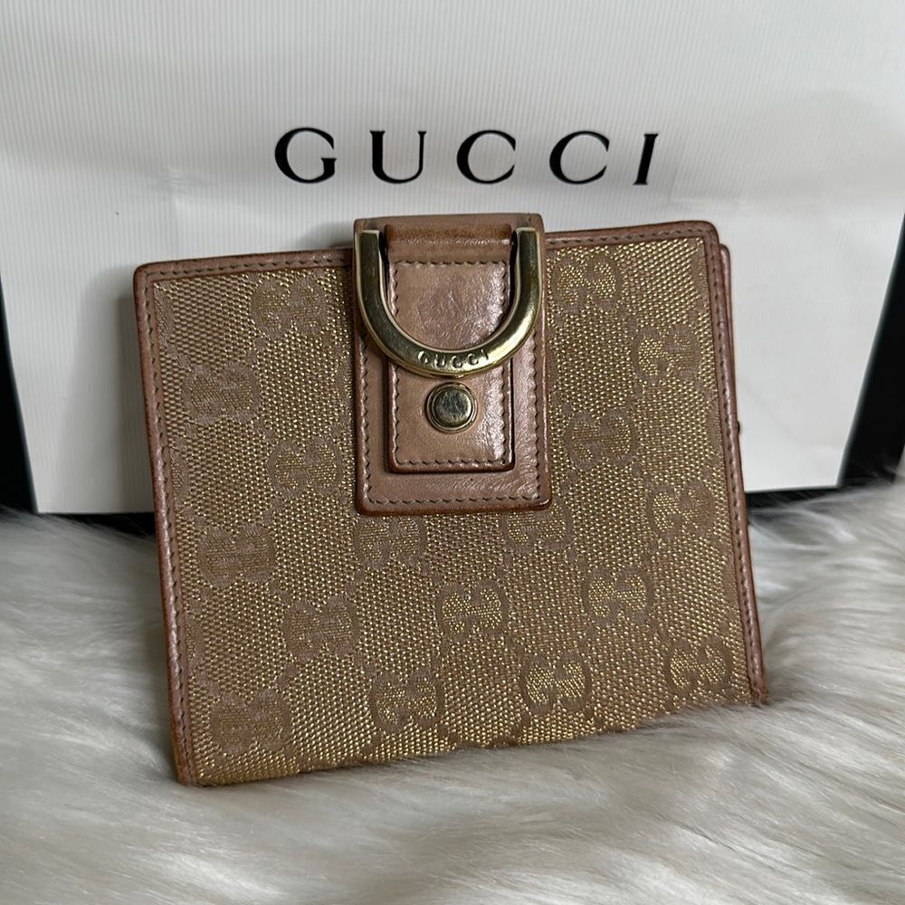 💯Authentic Gucci Short Wallet🍀